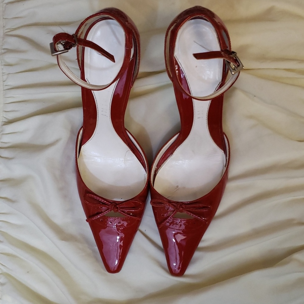Shoes - Picture 2 of 2